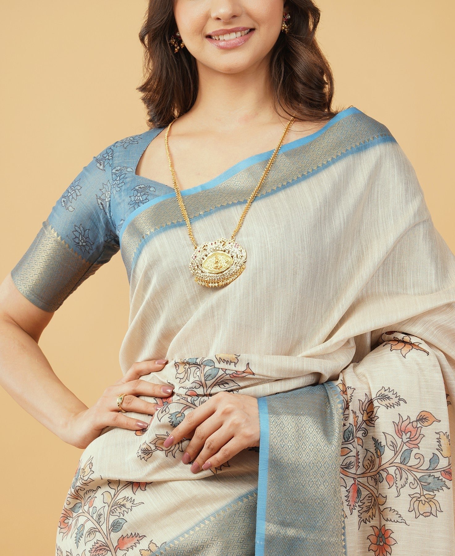 Cream and Dusty Blue Kalamkari Peacock Print Saree with Zari Border