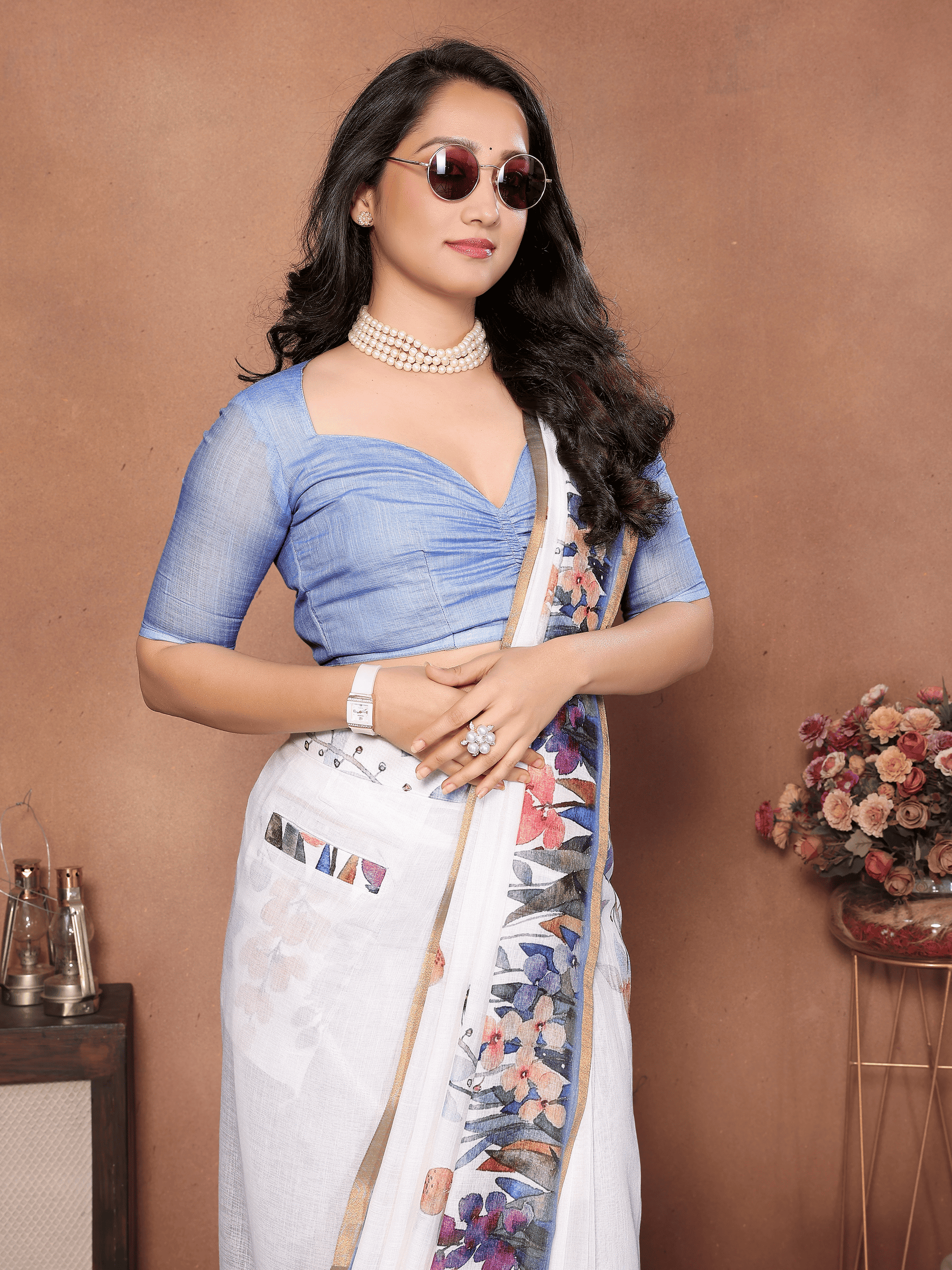 Floral White Ready-to-Wear Saree with Pocket and Periwinkle Ruched Blouse