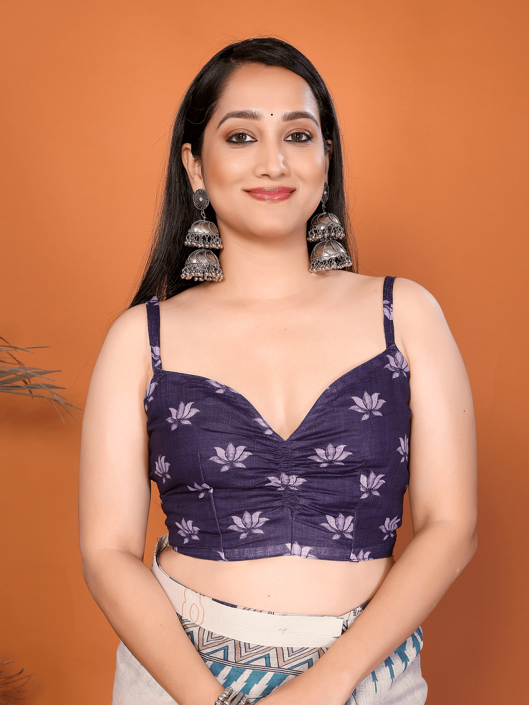 Off-White Pattachitra Print Ready-to-Wear Saree with Teal Pallu, Pocket & Ruched Purple Blouse