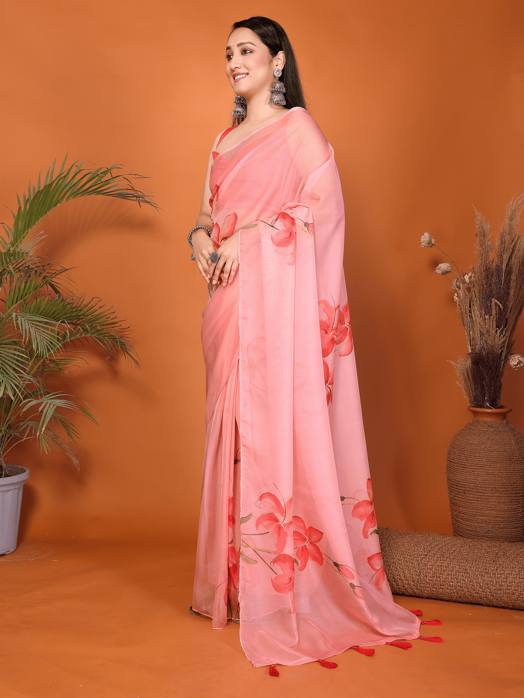 Peach Floral Ready-to-Wear Saree with Pocket and Tassel Pallu